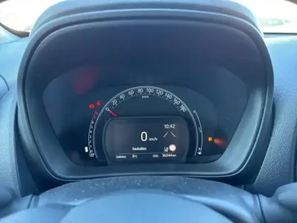 Photo 14 Toyota Aygo X  1.0 VVT-i 72ch Dynamic