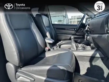 Photo 11 Toyota Hilux  2.4 D-4D 150ch X-Tra Cabine Lounge 4WD RC19