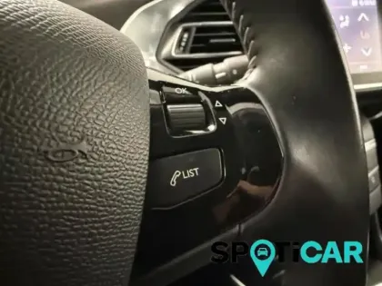 Photo 13 Peugeot 308  1.2 PureTech 110ch E6.c S&S Allure