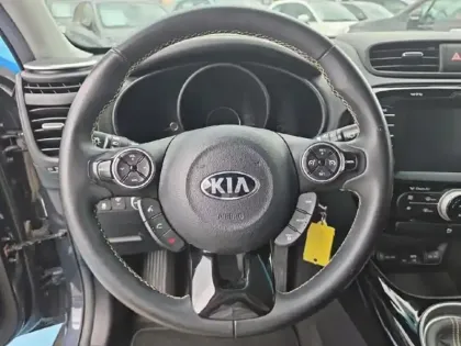 Photo 13 Kia E-soul Soul 1.6 CRDi 136ch UEFA EURO 2016