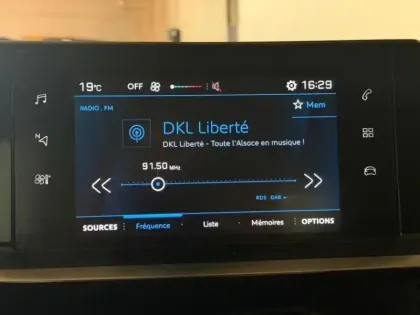 Photo 12 Peugeot 208  1.2 PureTech 75ch S&S Active