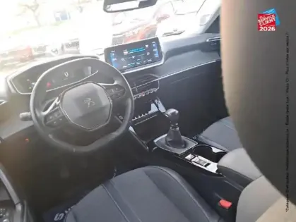 Photo 24 Peugeot 2008  1.5 BlueHDi 110ch S&S Allure Pack