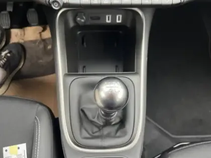 Photo 10 Jeep Avenger Gén. I Ph1 Summit 5