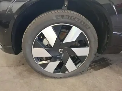 Photo 10 Volvo Xc60  T6 Hybride Rechargeable 350ch Ultra Style Dark Geartronic 8 AWD