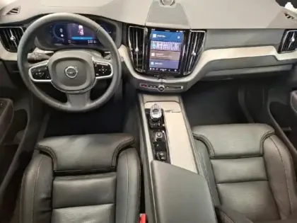 Photo 7 Volvo Xc60  T6 Hybride Rechargeable 350ch Ultra Style Dark Geartronic 8 AWD