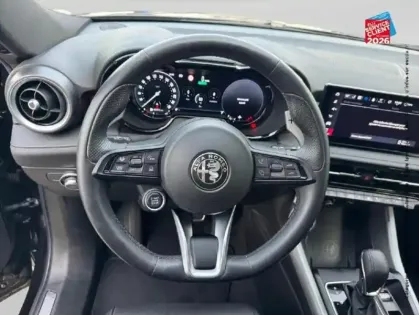 Photo 11 Alfa Romeo Tonale  1.5 Hybrid 160ch Veloce TCT