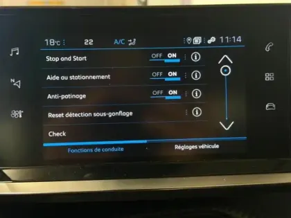 Photo 15 Peugeot 2008  1.2 PureTech 100ch S&S Allure