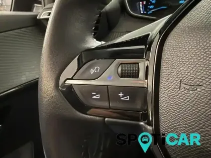 Photo 11 Peugeot 208  e- 136ch Allure