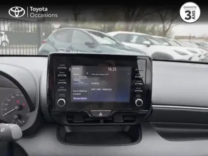 Photo 14 Toyota Yaris  70 VVT-i Dynamic 5p MY22