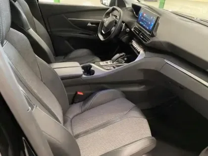 Photo 12 Peugeot 3008  HYBRID 225ch Allure e-EAT8