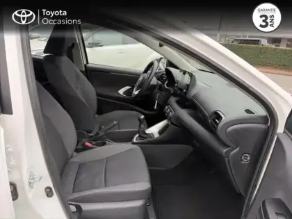 Photo 5 Toyota Yaris  70 VVT-i Dynamic 5p MY22
