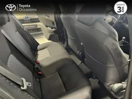 Photo 6 Toyota C-HR  1.8 Hybride 122ch Design Pack Techno