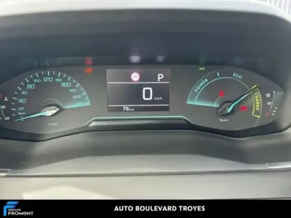 Photo 9 Peugeot 2008  1.2 Hybrid 145ch Style e-DCS6