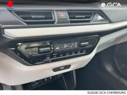 Photo 10 Suzuki Swift  1.2 Hybrid 83ch Privilège AllGrip