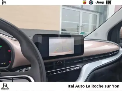 Photo 11 Fiat 500  e 118ch Icône