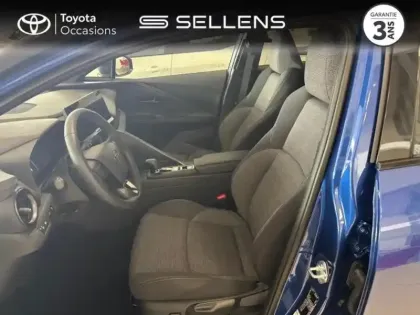 Photo 10 Toyota C-HR  1.8 Hybride 140ch Graphic MY26