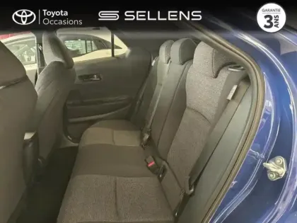 Photo 11 Toyota C-HR  1.8 Hybride 140ch Graphic MY26