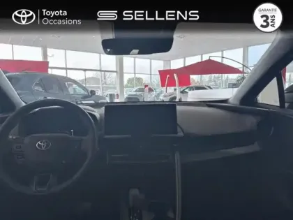 Photo 7 Toyota C-HR  1.8 Hybride 140ch Graphic MY26