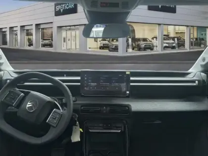 Photo 8 Citroën C3  1.2 Hybride 110ch MAX