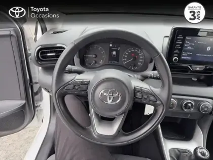 Photo 8 Toyota Yaris  70 VVT-i Dynamic 5p MY22