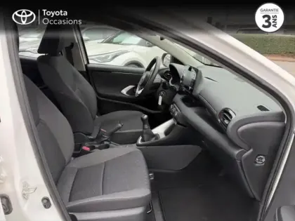 Photo 5 Toyota Yaris  70 VVT-i Dynamic 5p MY22