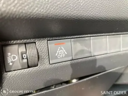 Photo 12 Peugeot 208  1.2 PureTech 75ch S&S Style