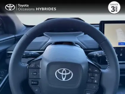 Photo 12 Toyota C-HR + 224ch 77kWh Design Grande Autonomie