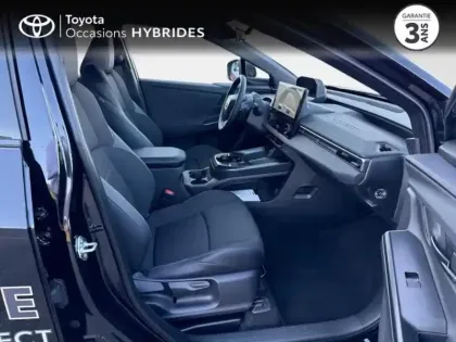 Photo 5 Toyota C-HR + 224ch 77kWh Design Grande Autonomie
