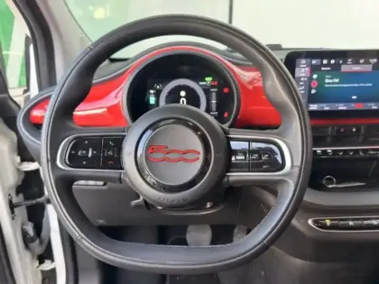 Photo 13 Fiat 500  e 95ch (RED) MY23