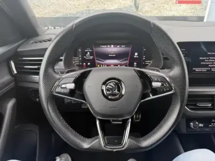 Photo 11 Skoda Kamiq  1.0 TSI Evo 110ch Monte-Carlo DSG7