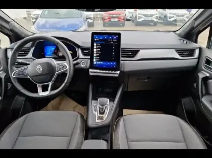 Photo 8 Renault Symbioz  1.6 E-Tech full hybrid 145ch Techno