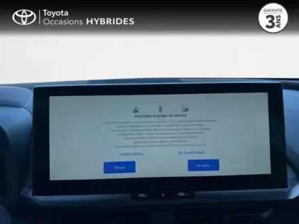 Photo 14 Toyota C-HR  1.8 Hybride 140ch Graphic MY26