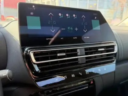 Photo 14 Citroën C5 aircross  Hybrid rechargeable 225ch Shine Pack ë-EAT8