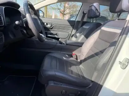 Photo 9 Citroën C5 aircross  Hybrid rechargeable 225ch Shine Pack ë-EAT8