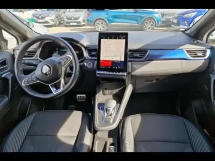 Photo 8 Renault Captur  1.6 E-Tech full hybrid 145ch esprit Alpine