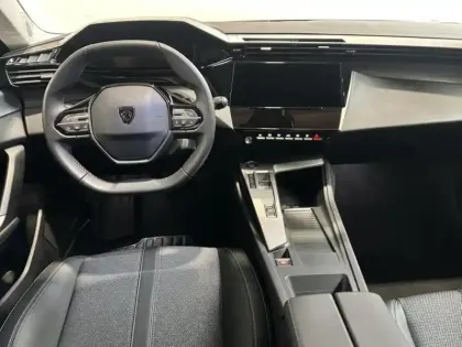 Photo 7 Peugeot 308  SW 1.2 Hybrid 145ch Allure e-DCS6