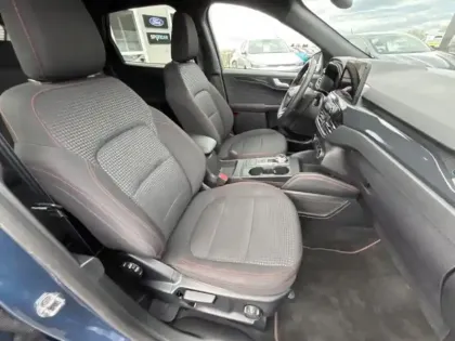 Photo 10 Ford Kuga  2.5 Duratec 190ch FHEV E85 ST-Line BVA