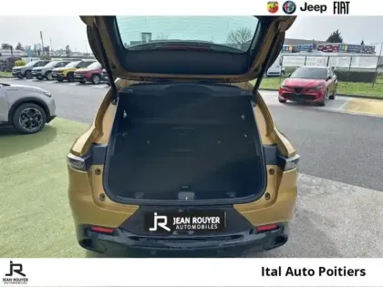 Photo 9 Alfa Romeo Tonale  1.5 Ibrida 175ch Veloce TCT