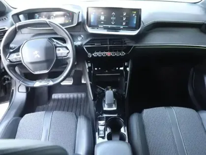 Photo 7 Peugeot 208  e- 136ch GT