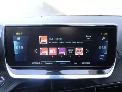 Photo 14 Peugeot 208  e- 136ch GT