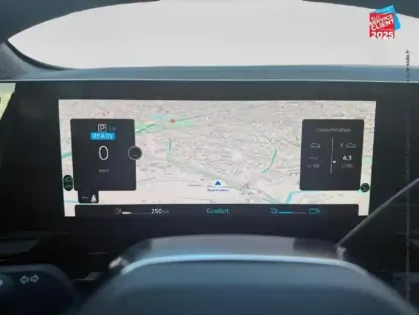 Photo 11 Renault Austral Gén. I (HHN) Ph1 Iconic 5