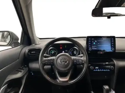 Photo 10 Toyota Yaris Gén. I Ph1 Dynamic 5