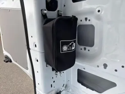 Photo 9 Ford Custom Gén. II Ph1 Trend 1