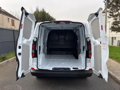 Photo 8 Ford Custom Gén. II Ph1 Trend 1