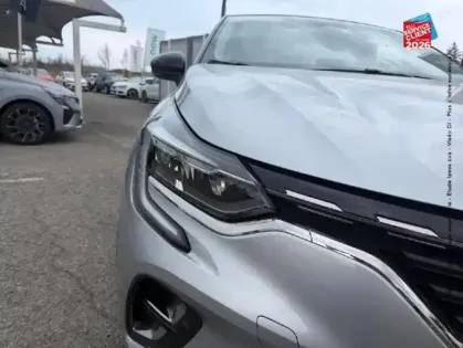 Photo 12 Renault Captur  1.6 E-Tech hybride 145ch Intens -21 Camera GPS