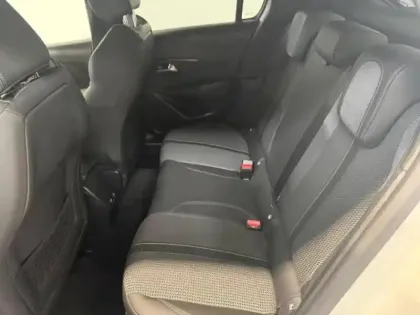 Photo 9 Peugeot 208  e- 136ch GT