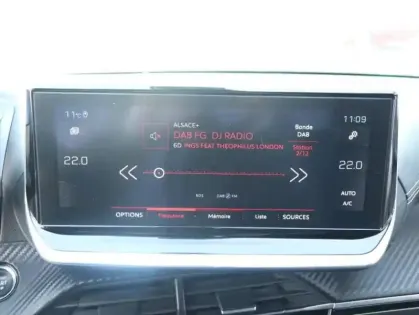 Photo 13 Peugeot 208  1.2 PureTech 130ch S&S GT EAT8