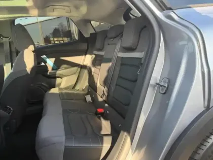 Photo 8 Citroën C4  Moteur électrique 136ch (100 kW) Shine Automatique