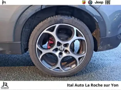 Photo 9 Alfa Romeo Tonale  1.5 Hybrid 160ch Edizione Speciale TCT