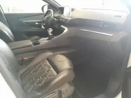 Photo 10 Peugeot 5008  1.5 BlueHDi 130ch E6.c GT Line S&S 7cv